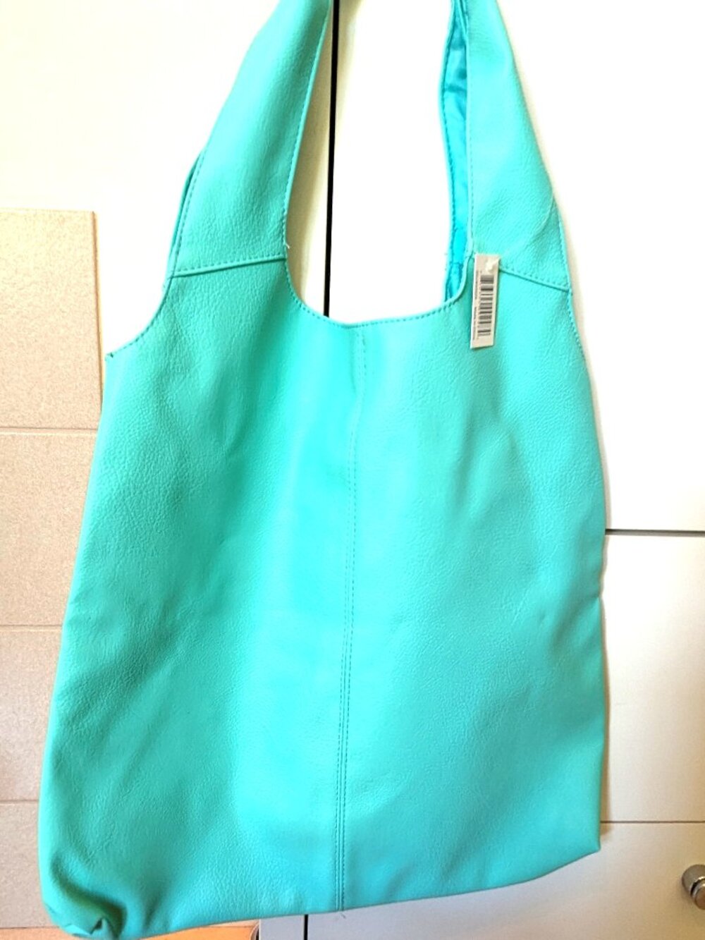 WOMEN'S TOTE AQUA BAG FOR BEACH OR ANYWHERE SAKS-with tag-FAUX LEATHER